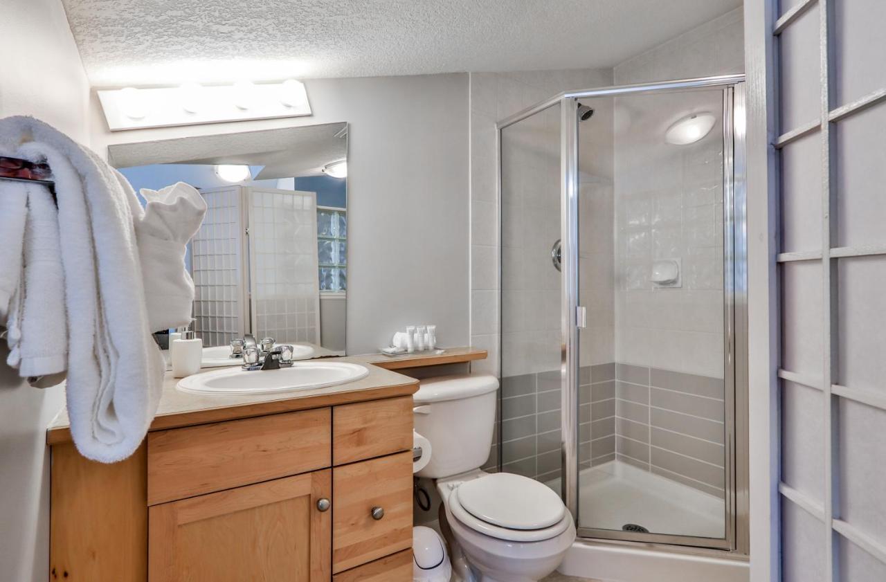 Charming 1 Bdrm Plus Loft With Views Managed By Little Sister Getaways Canmore Eksteriør bilde